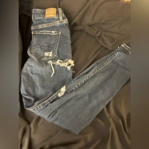 ripped acid wash mom jean american eagle